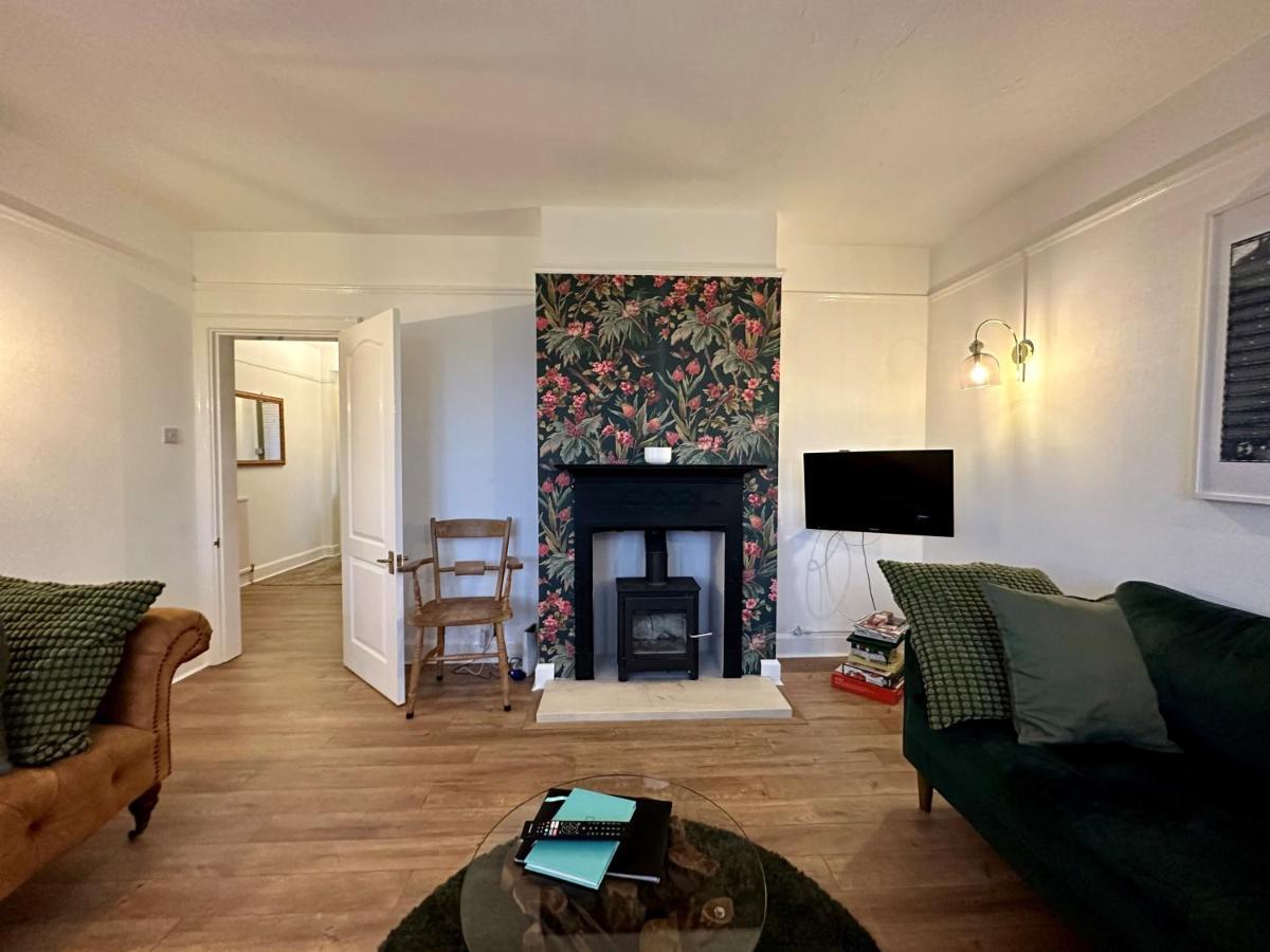 3 Bed Ground Floor Apartment - Hot Tub Optional Upgrade Hythe  Kültér fotó