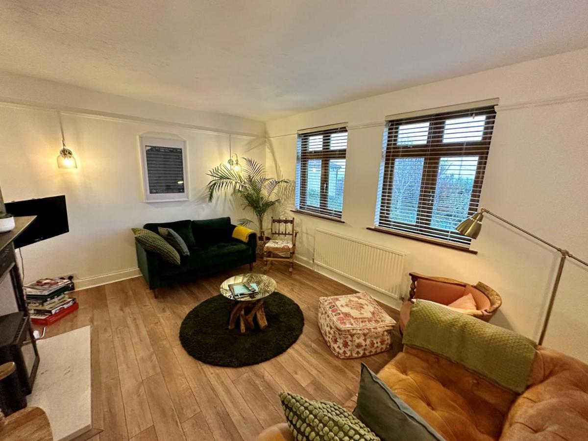 3 Bed Ground Floor Apartment - Hot Tub Optional Upgrade Hythe  Kültér fotó